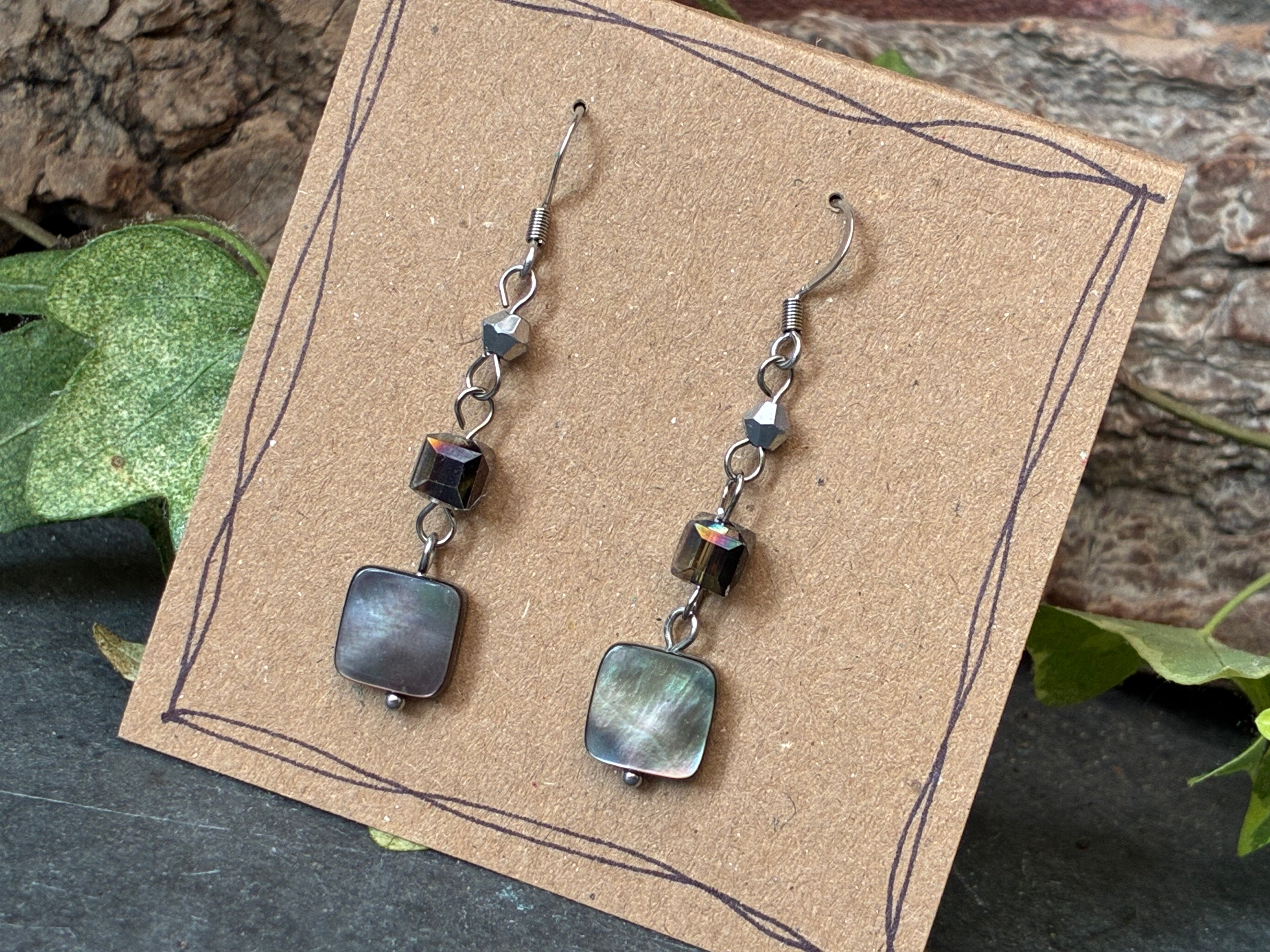 Dangle earrings