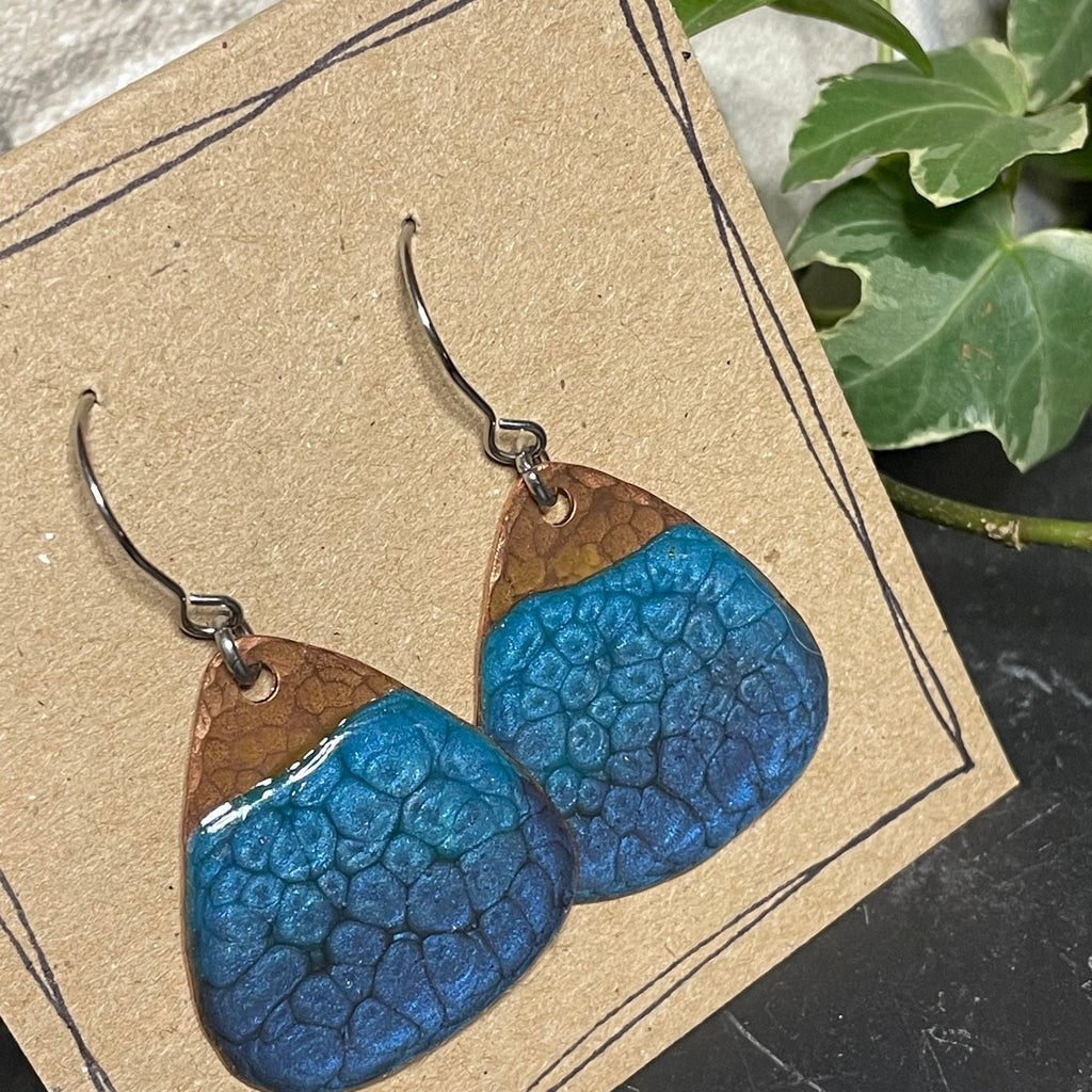 Blue plectrum copper earrings #8