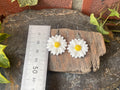 Daisy earrings. Spring earrings. Summer earrings. #196