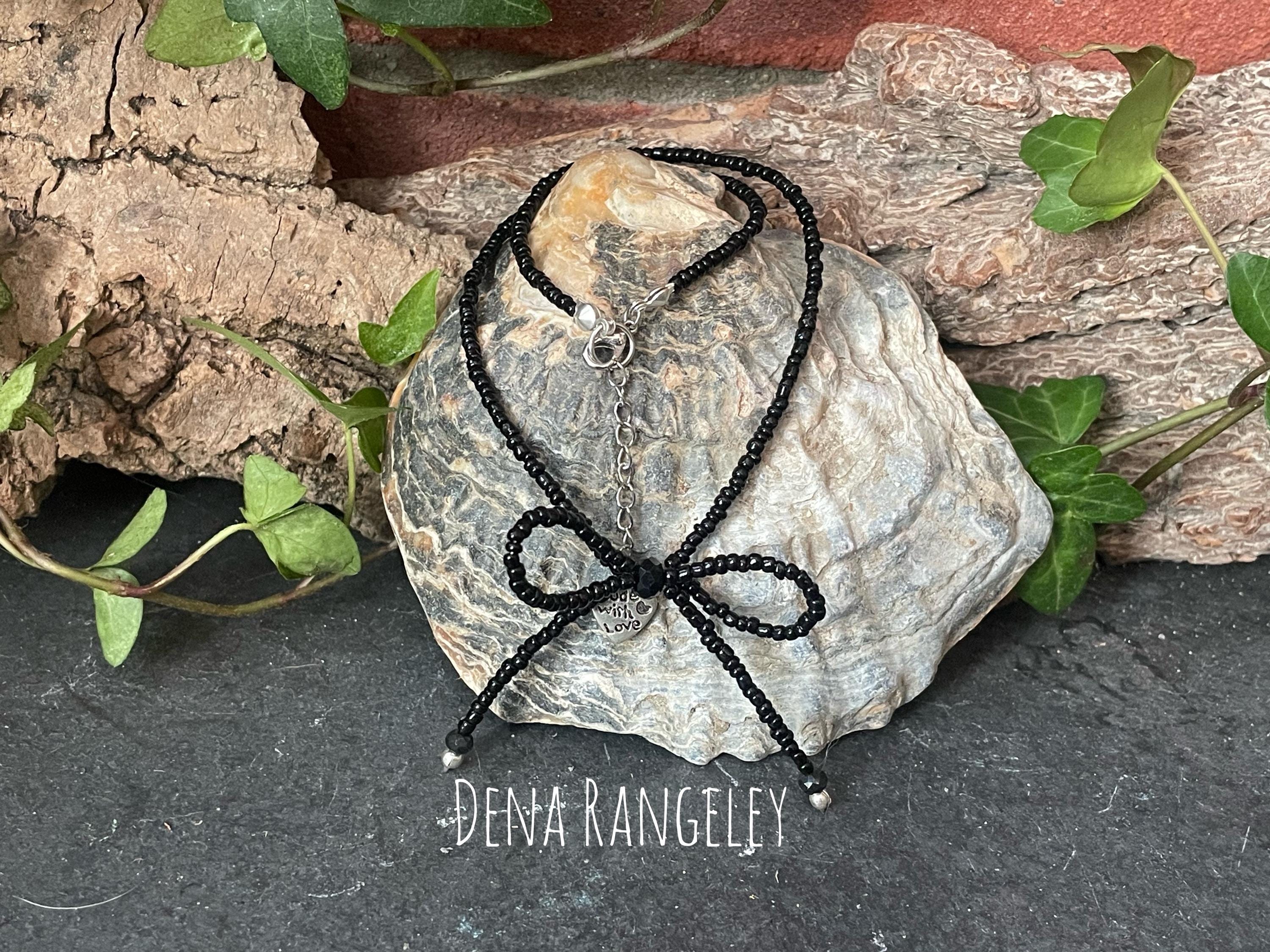 Seed bead necklace. Seed bead choker. Bow necklace. Bow choker necklace